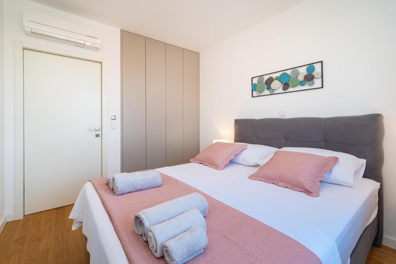 D-Apartment - With Garage And Balcony Zadar Extérieur photo