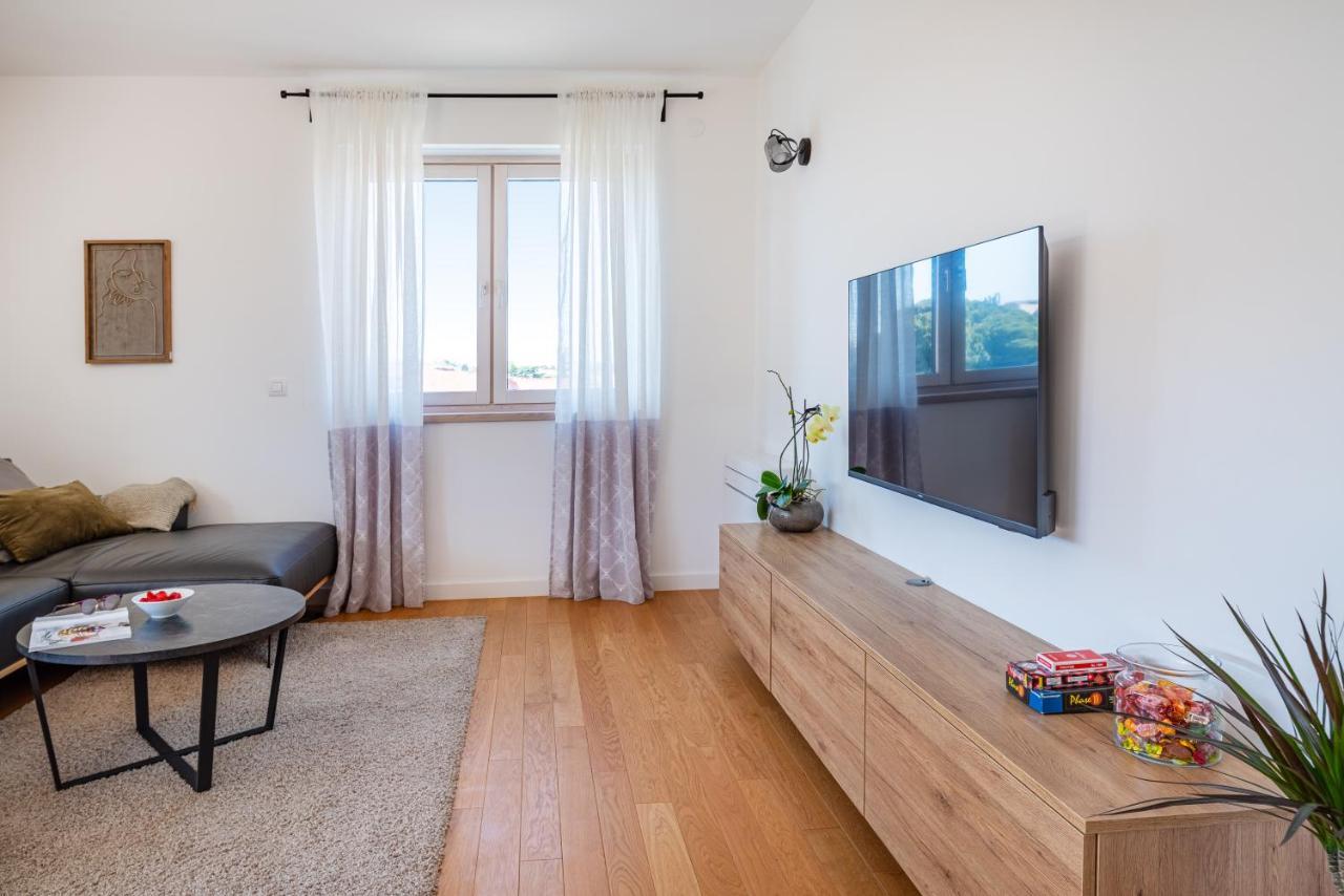 D-Apartment - With Garage And Balcony Zadar Extérieur photo