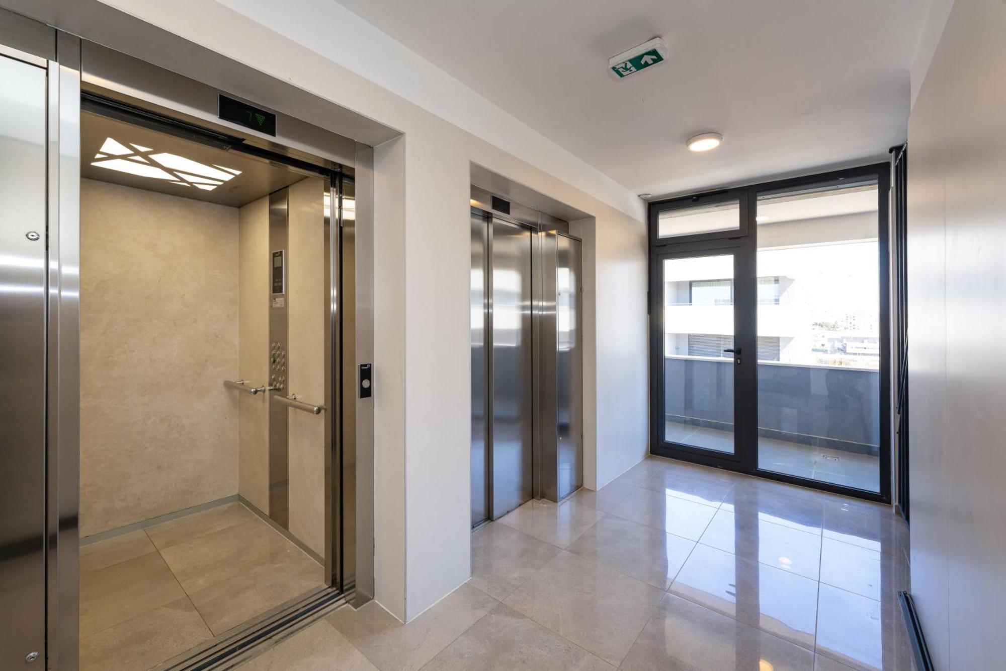 D-Apartment - With Garage And Balcony Zadar Extérieur photo
