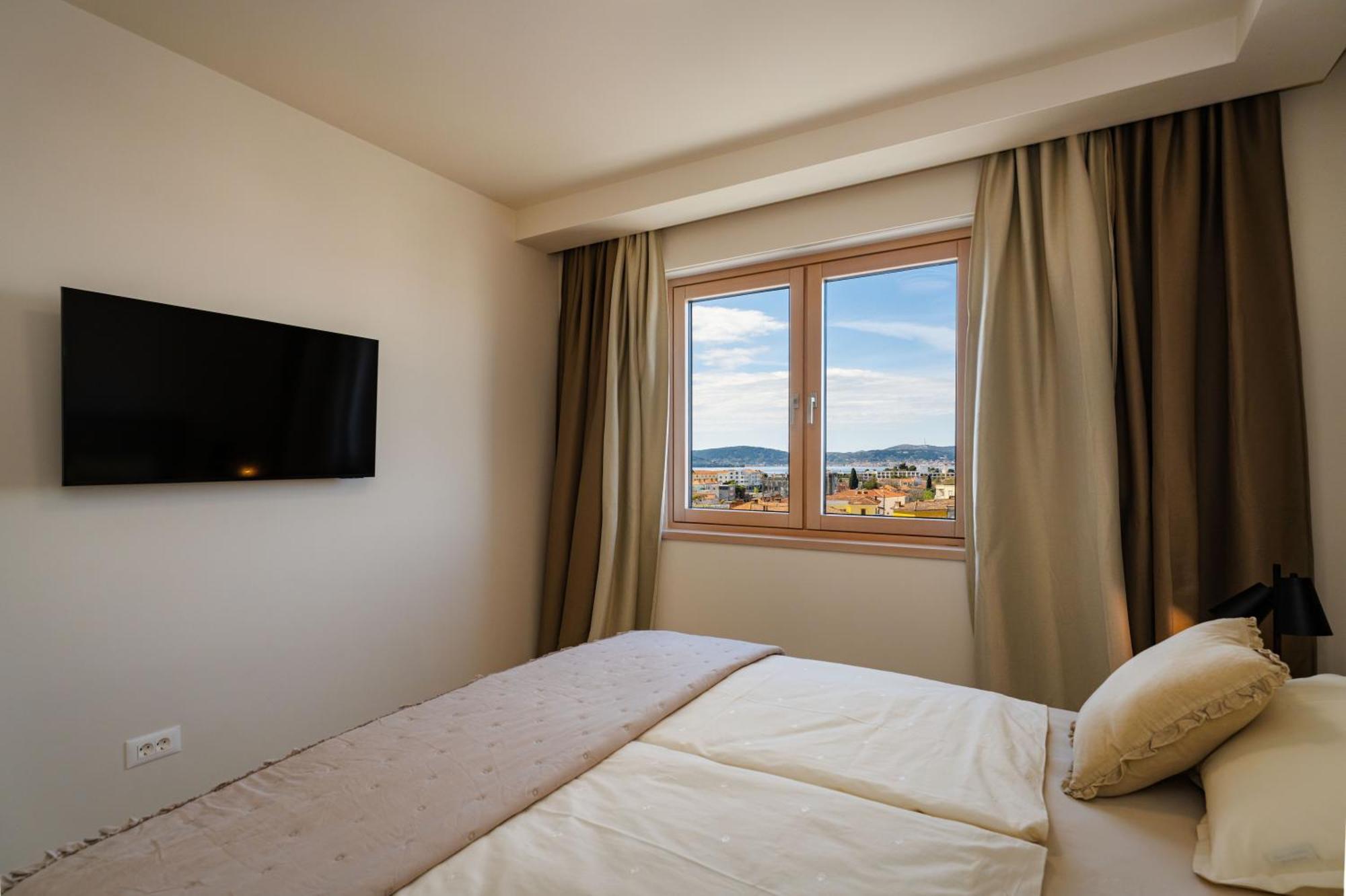D-Apartment - With Garage And Balcony Zadar Extérieur photo