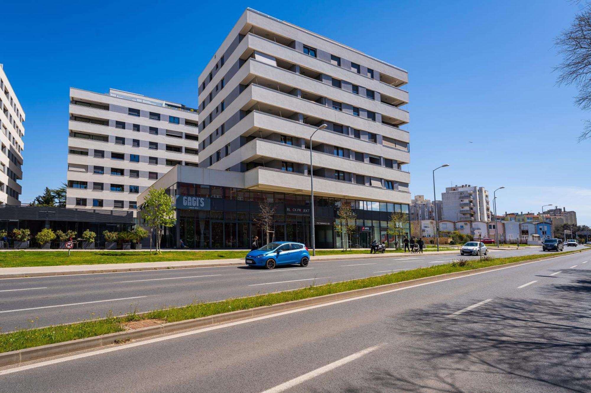 D-Apartment - With Garage And Balcony Zadar Extérieur photo