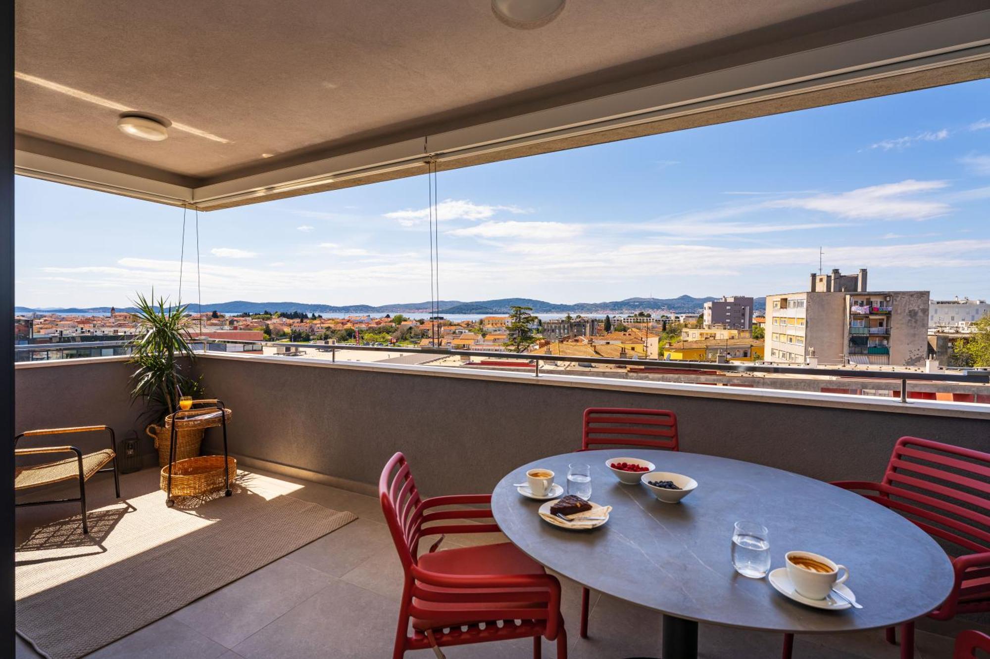 D-Apartment - With Garage And Balcony Zadar Extérieur photo